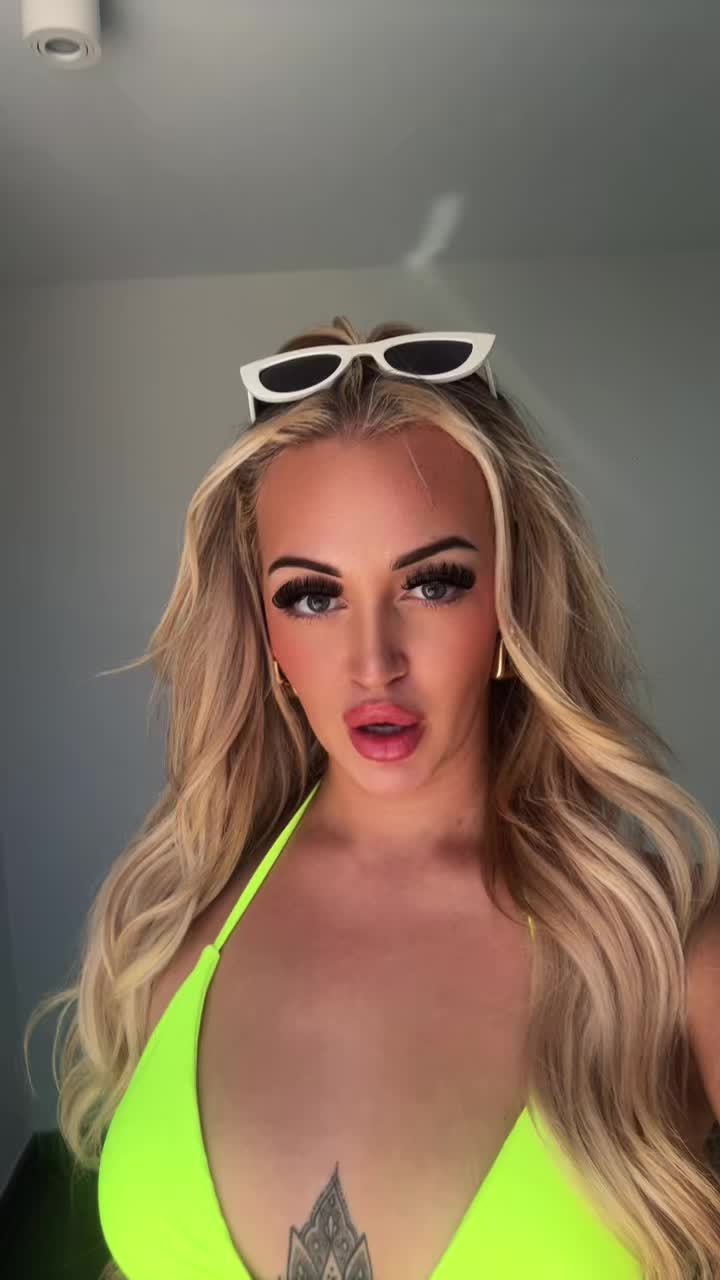 @Leighahover