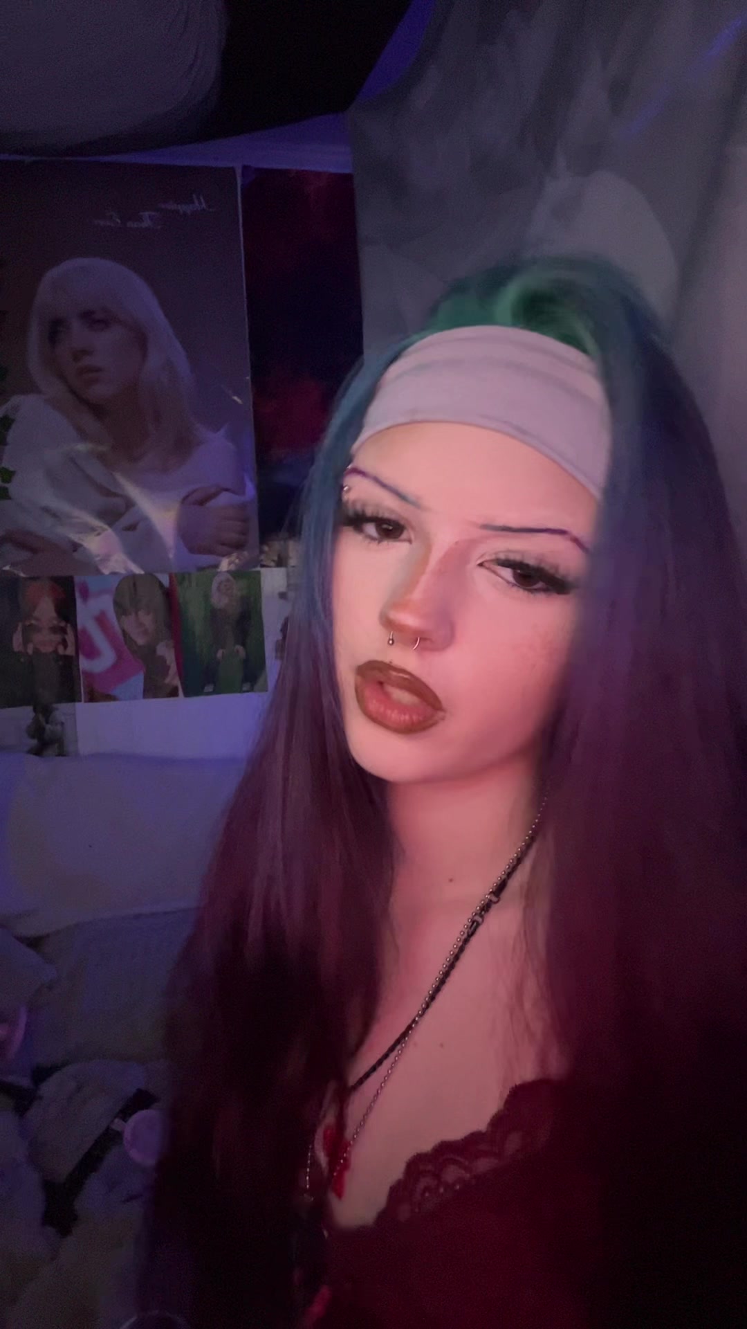 @𝒫𝒶𝓇𝒾𝓈&dagger;👩&zwj;❤️&zwj;💋&zwj;👩