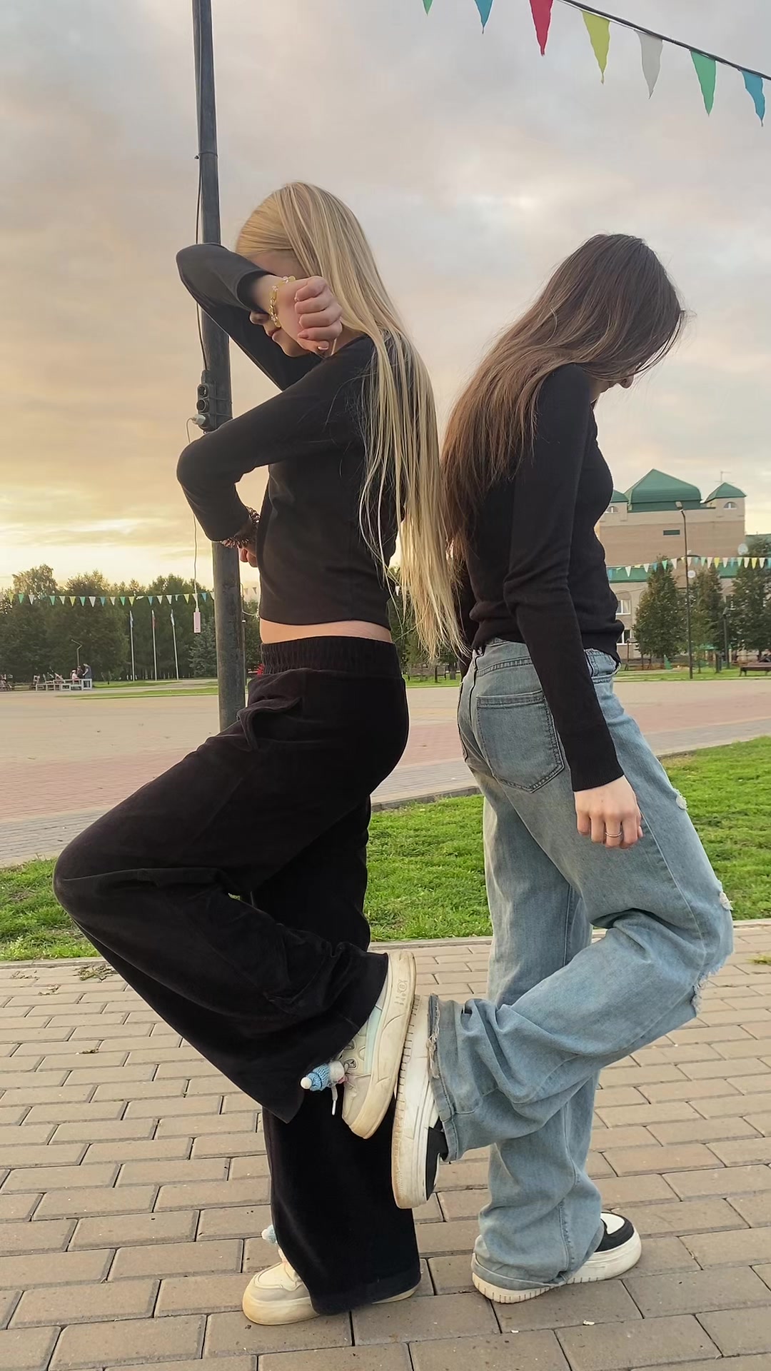@kk