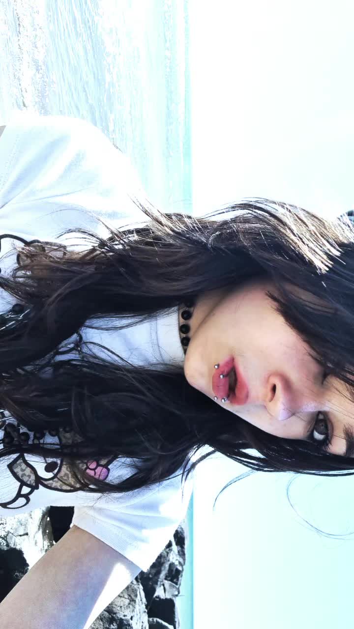 @𝕷ℯℯ𝑥𝑥🦇
