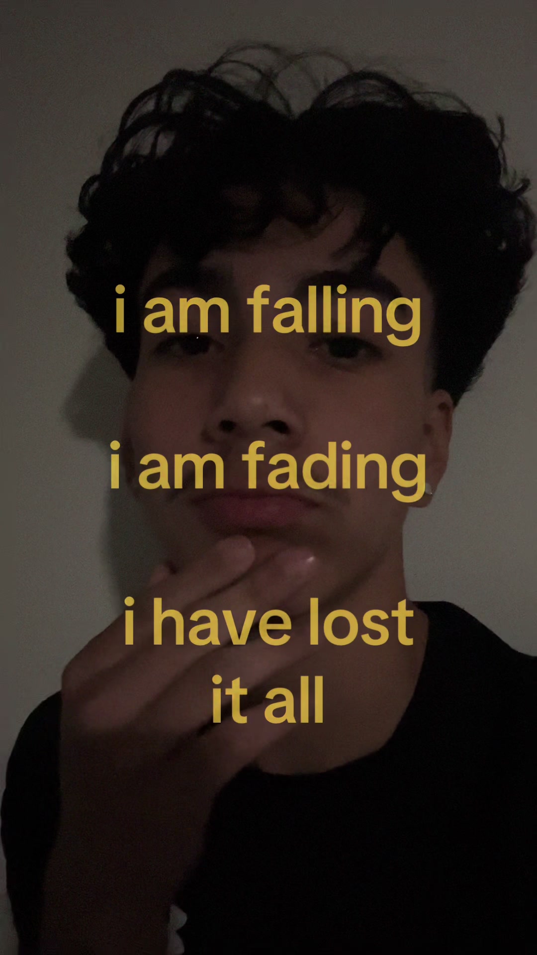 @⃟