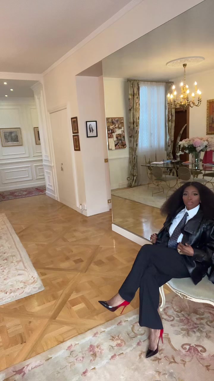 @Olivia La Fabuleuse