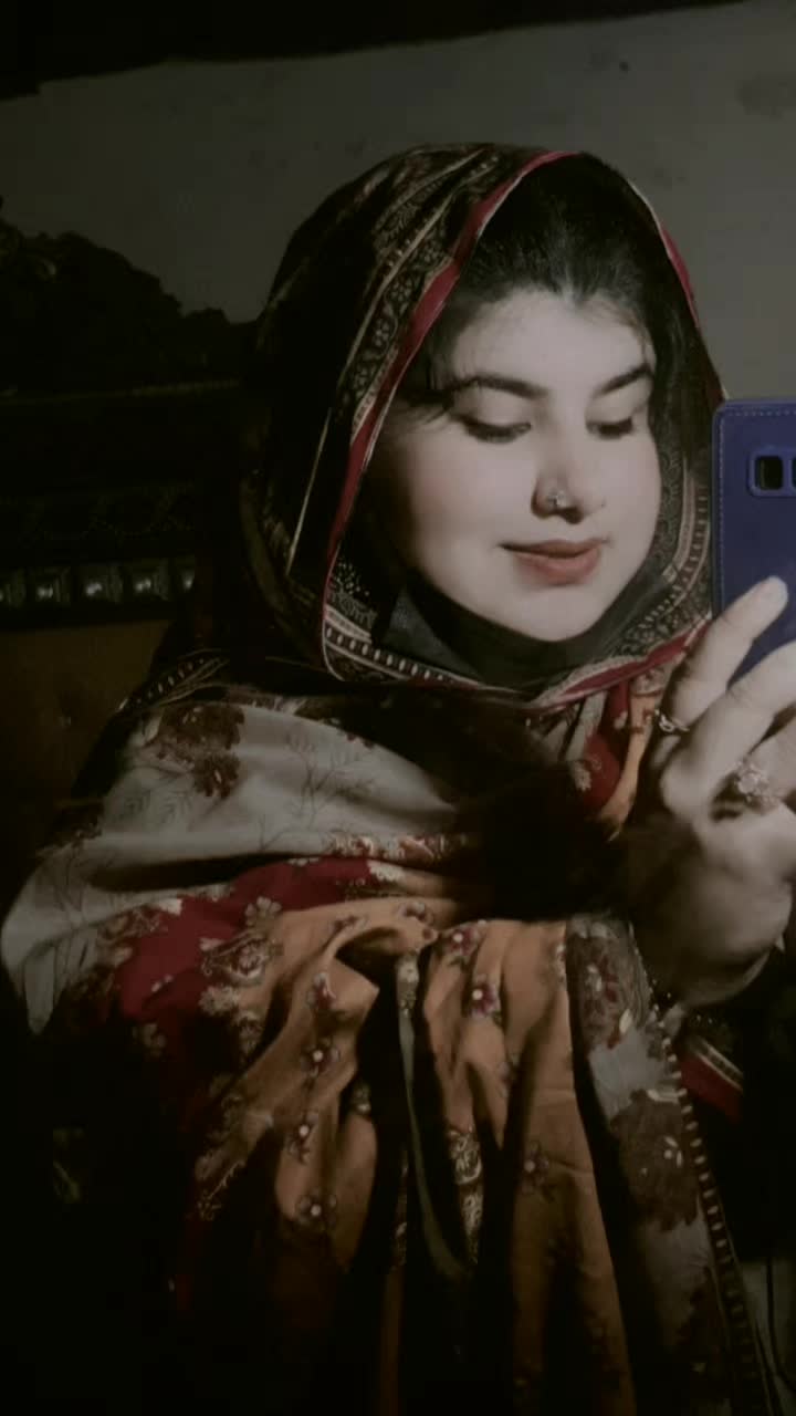 @Iqra🥰