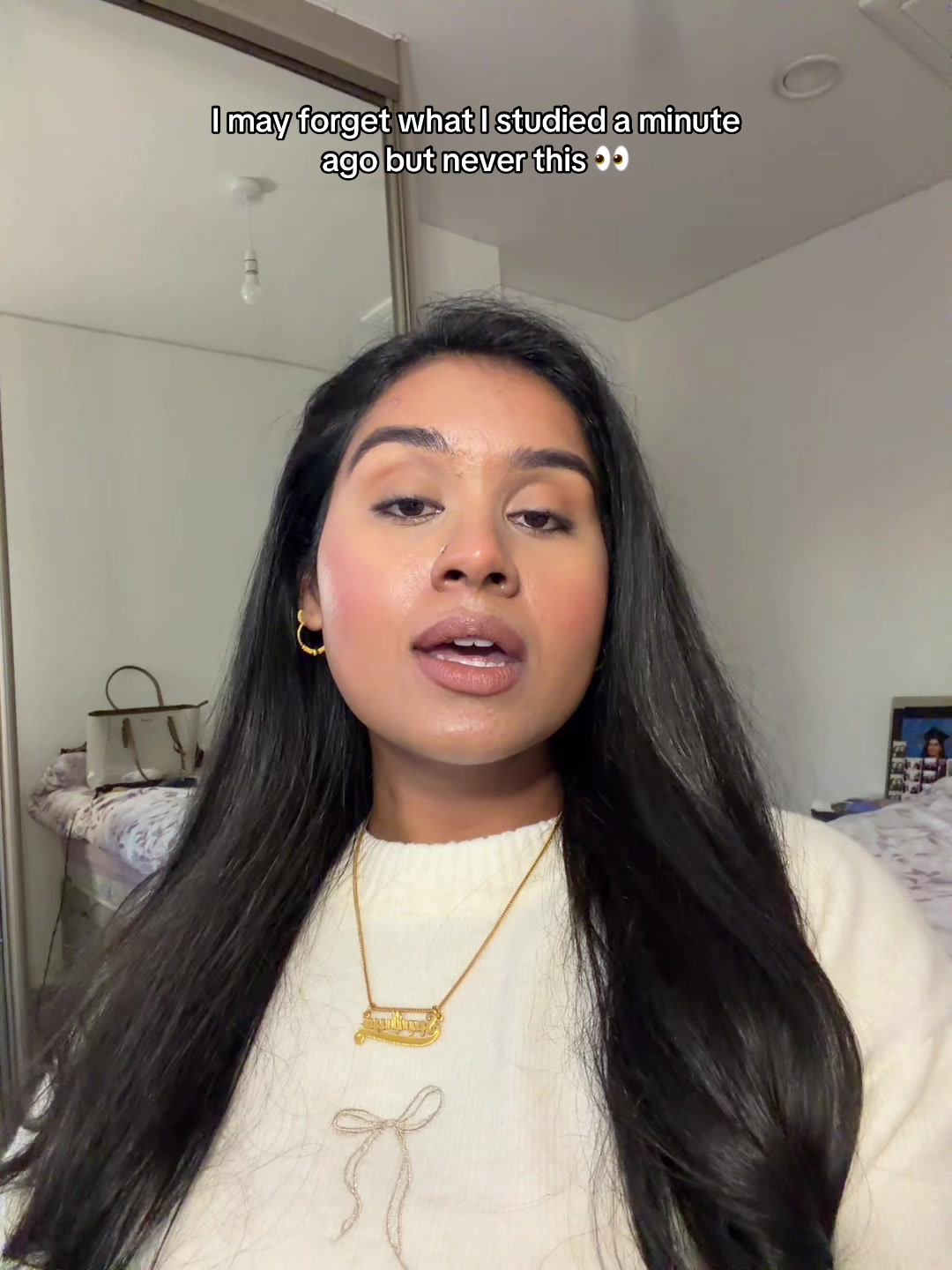 @Santhya 🤍