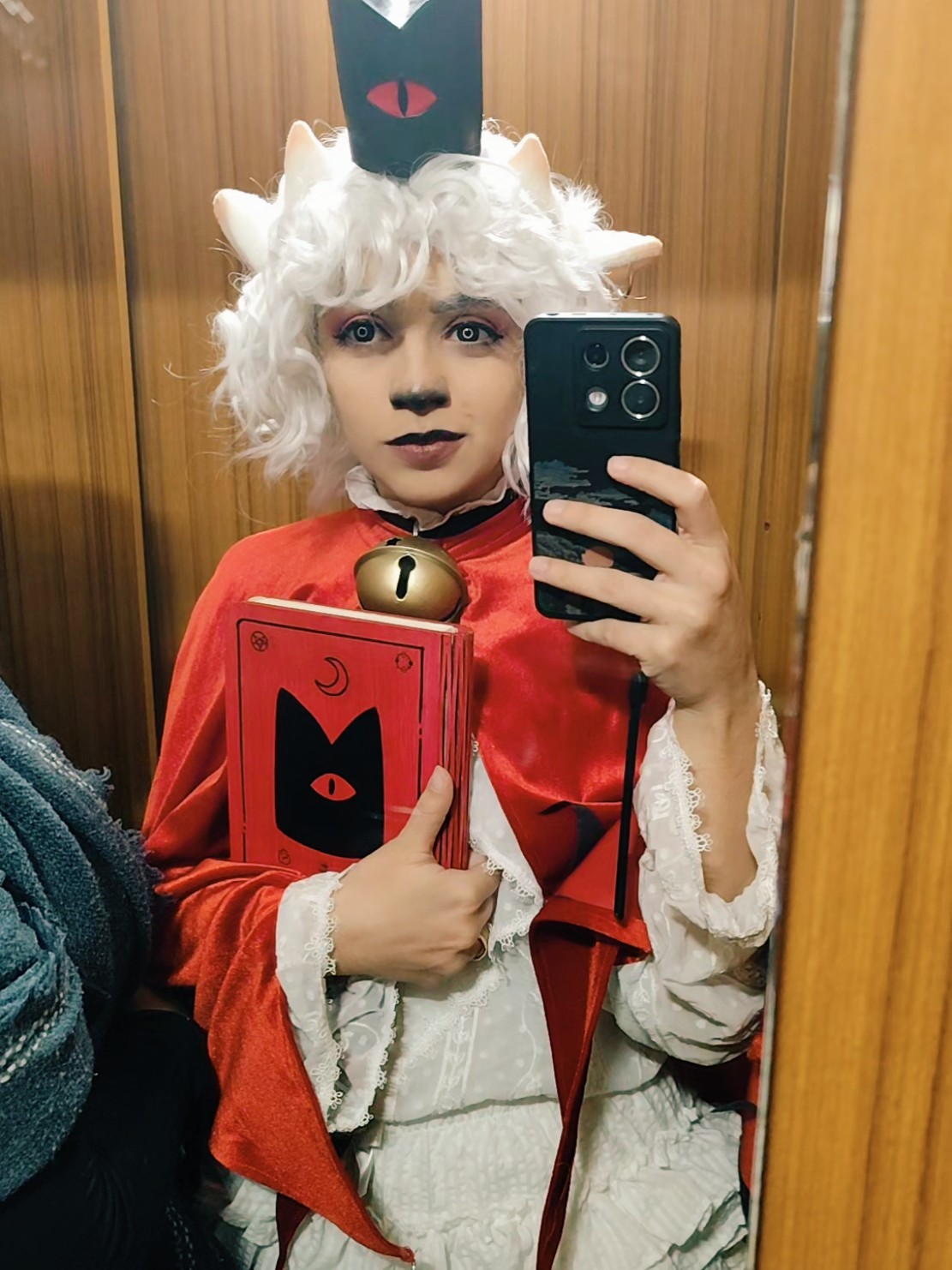 @sacredmooncosplay
