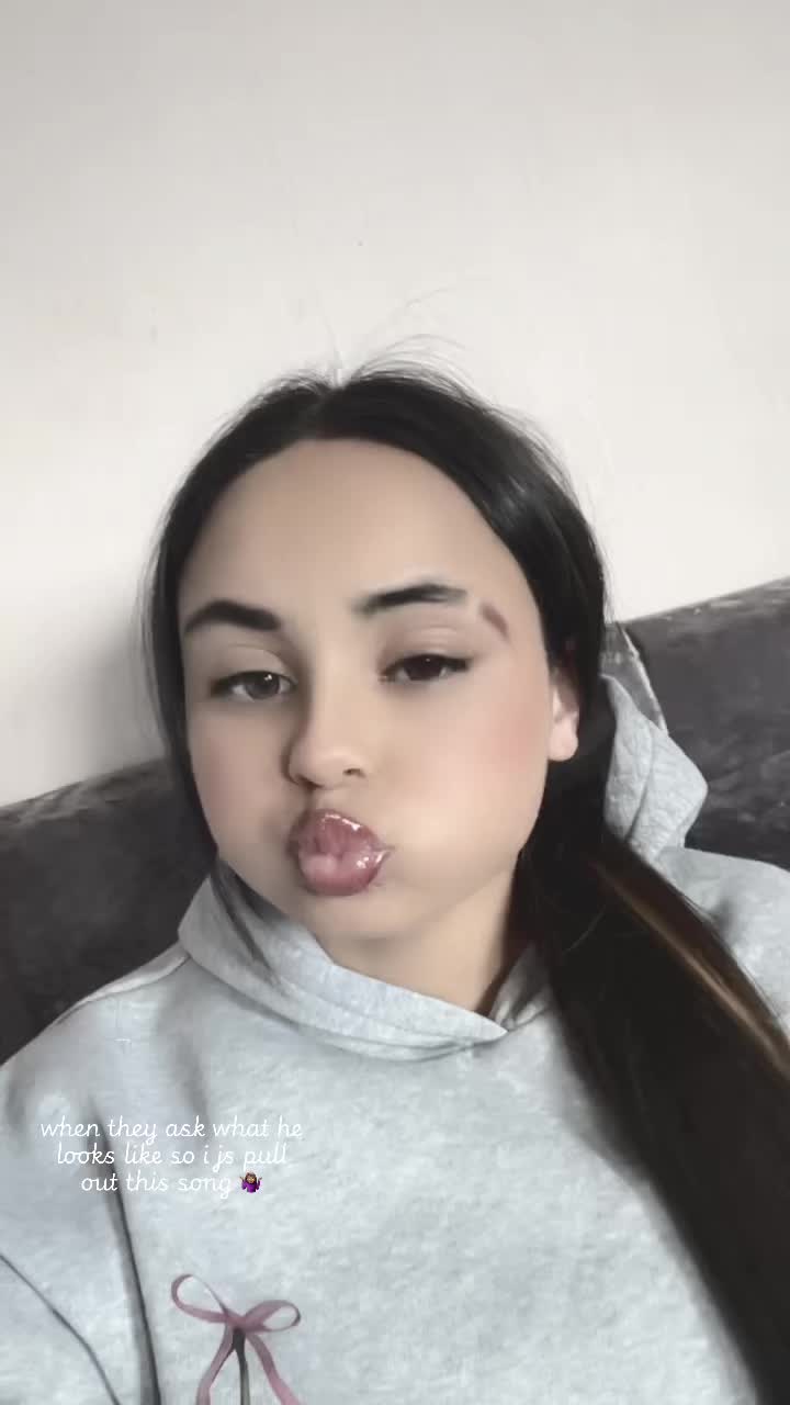 @𝐚 𝐥 𝐢 𝐤 𝐚 ' 🪼.