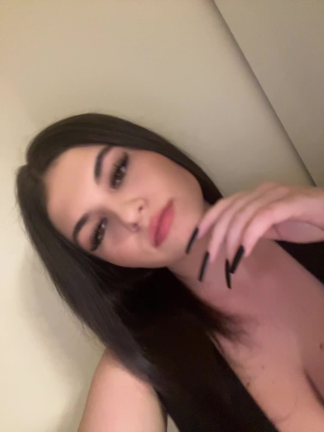 @vivi🇷🇴