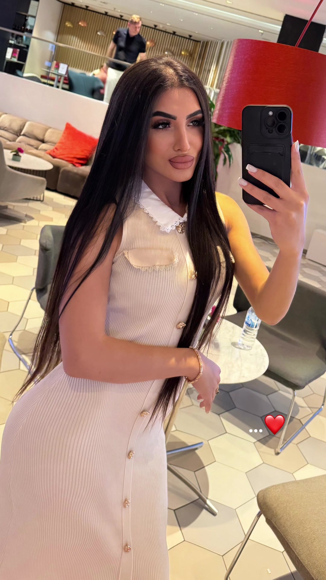 @𝐤𝐫𝐢𝐬𝐭𝐢𝐧𝐚 👑