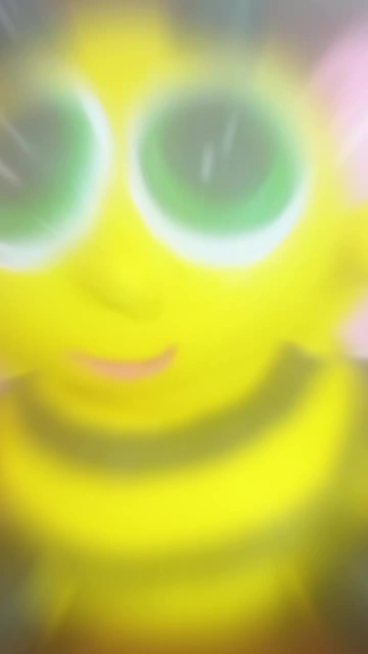@Xandra
