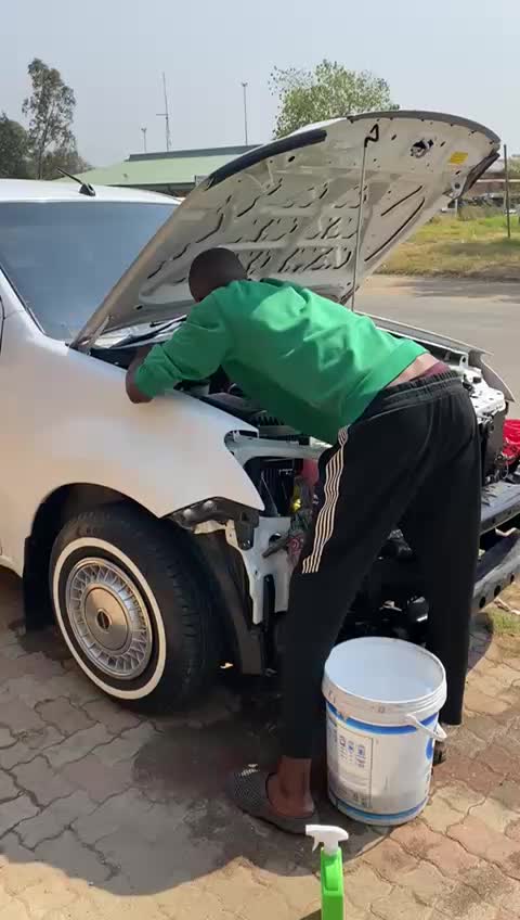 @Gomolemo Maimane