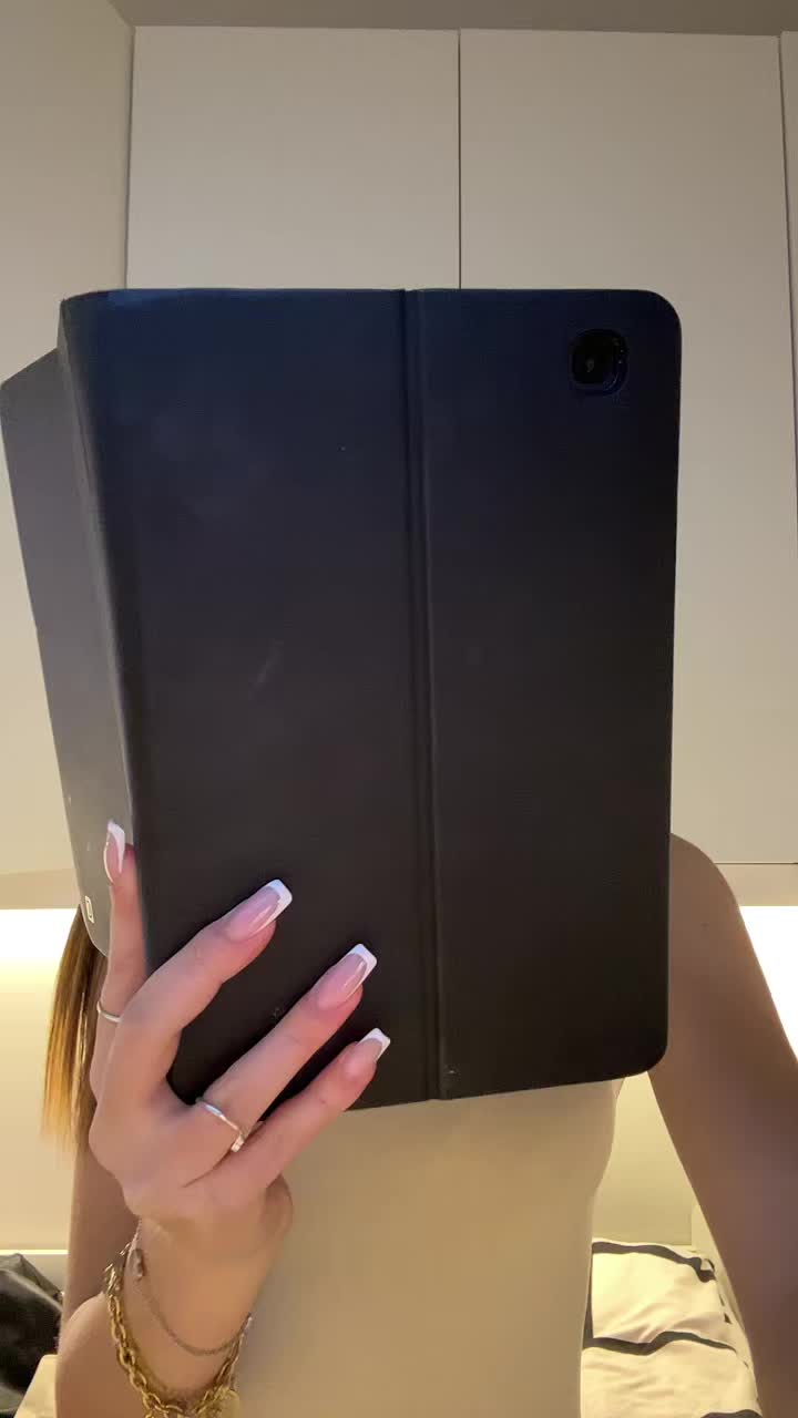@𝒶𝓈𝒾ℯ𝓉𝓉𝒶💫