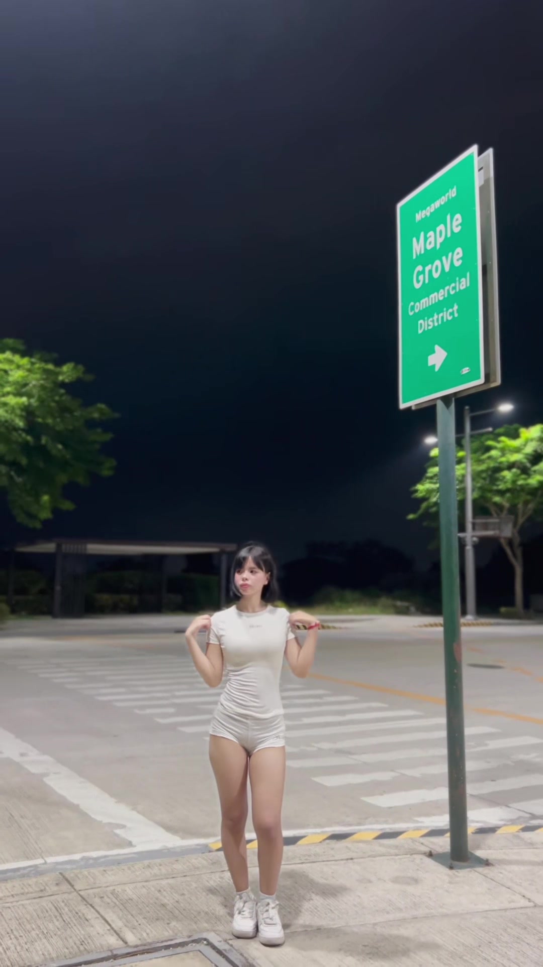 @Zey