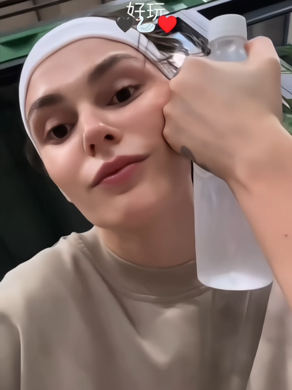 @𝗩 𝗶 𝘃 𝗲𝗼𝗻 🐍