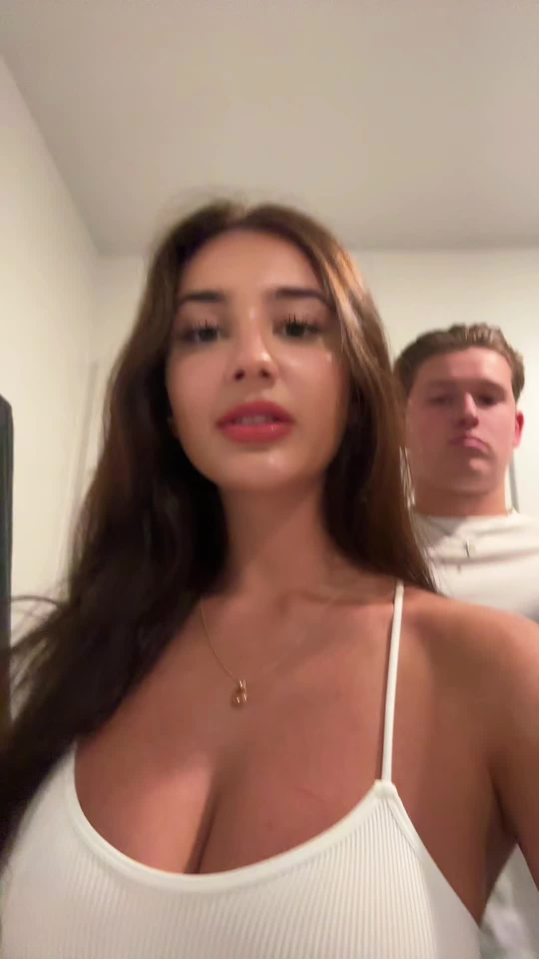 @🫒