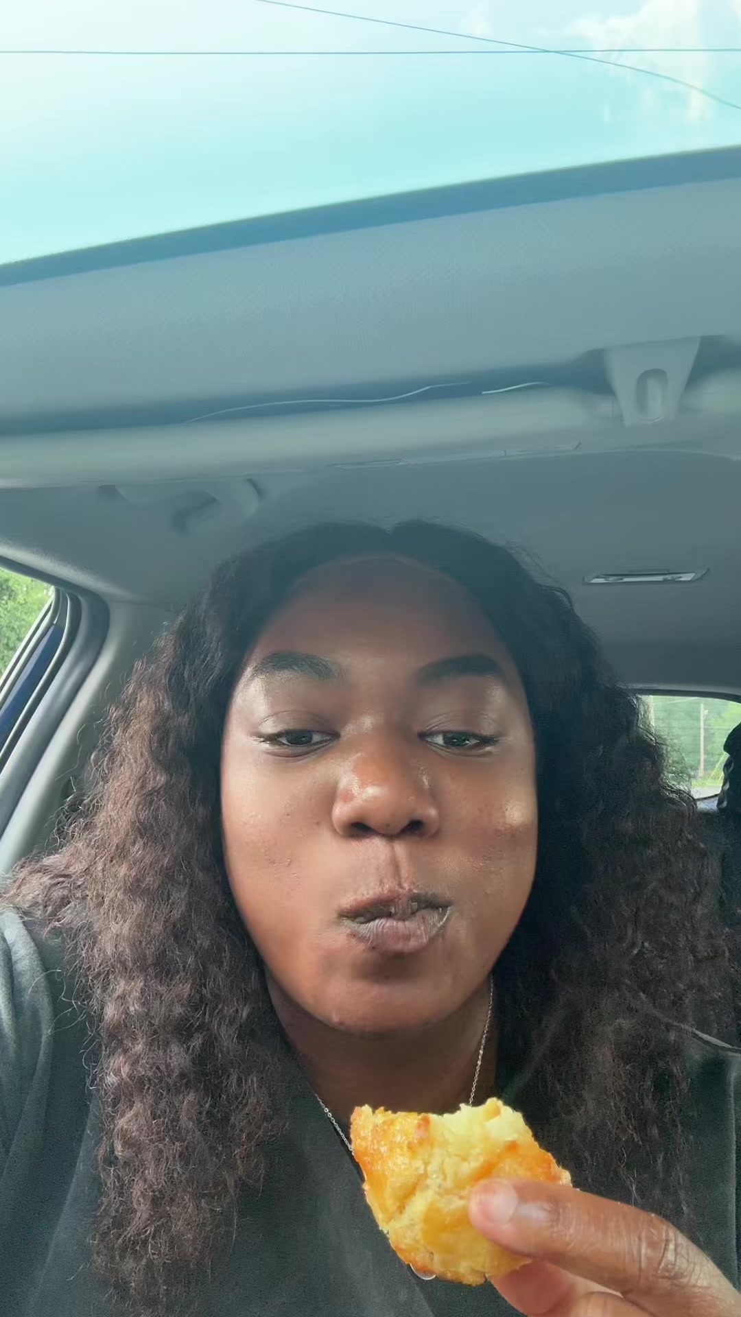 @tisialeigh