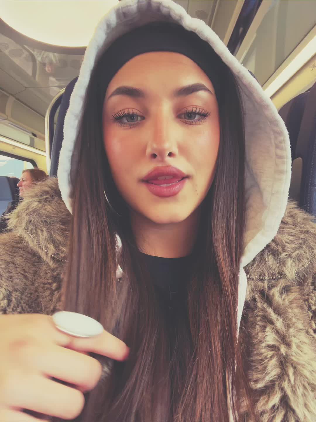 @💋