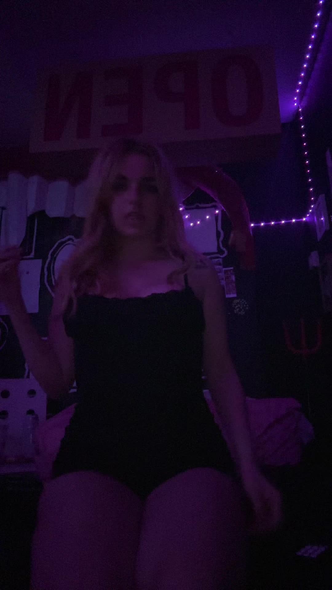 @ѕ&upsilon;є🩶☔️