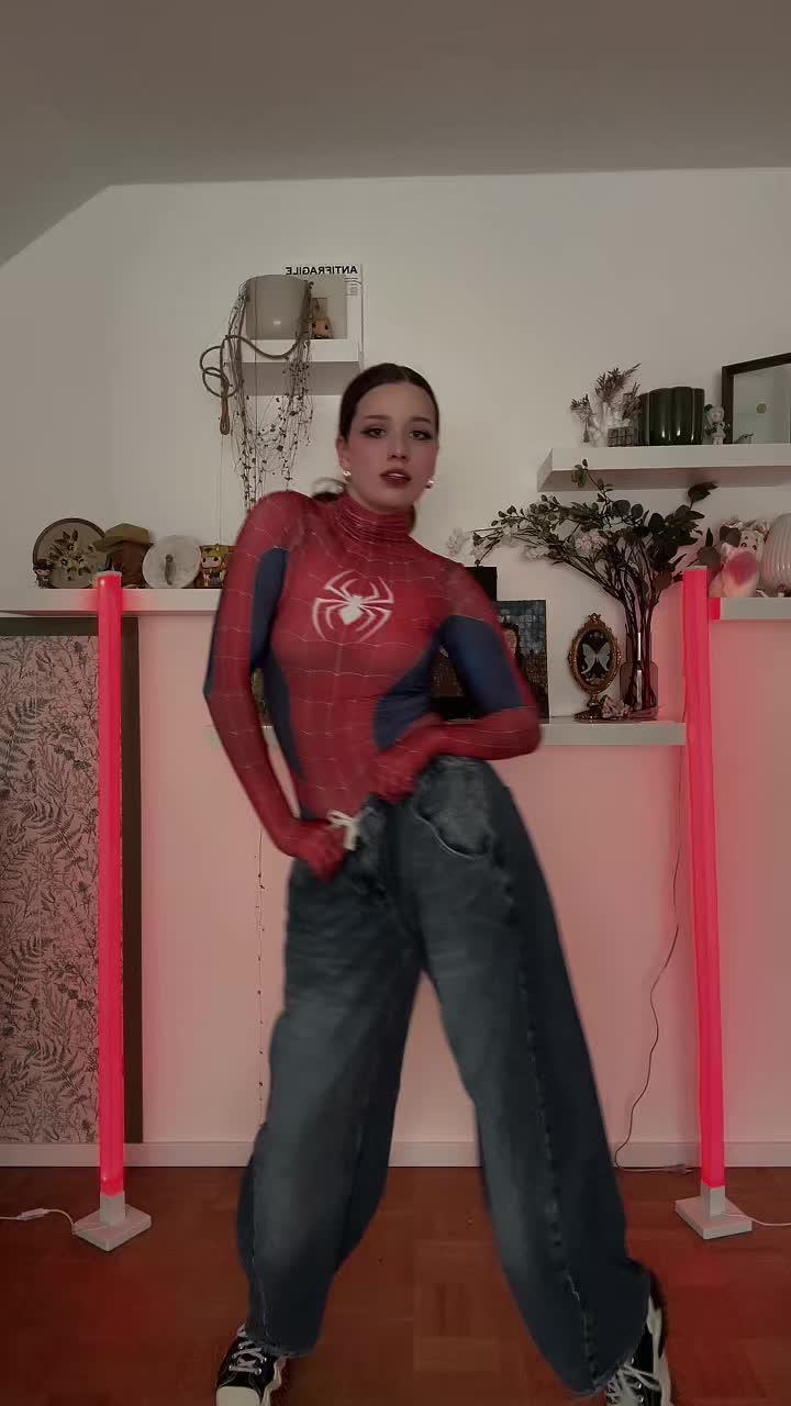 @RosaCosMultiverse