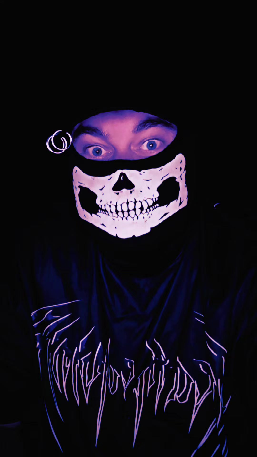 @Roshun