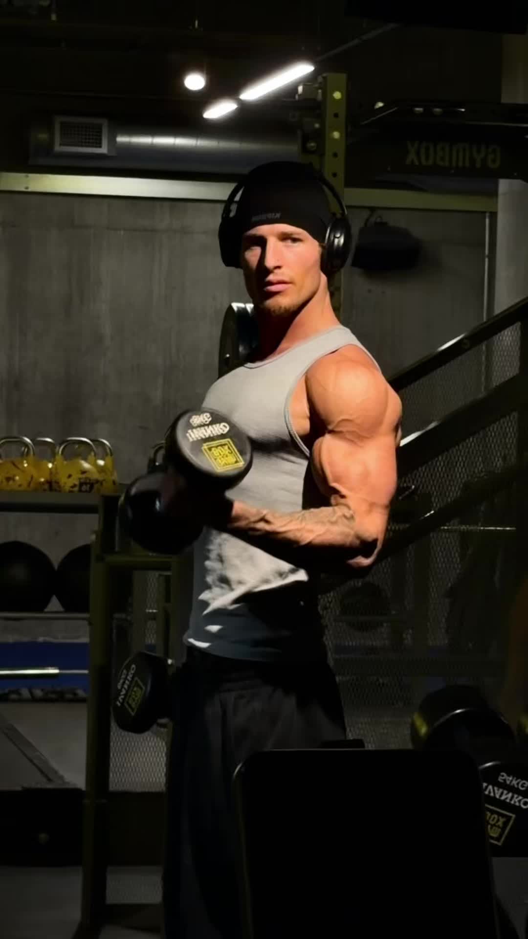 @Iknowlewis