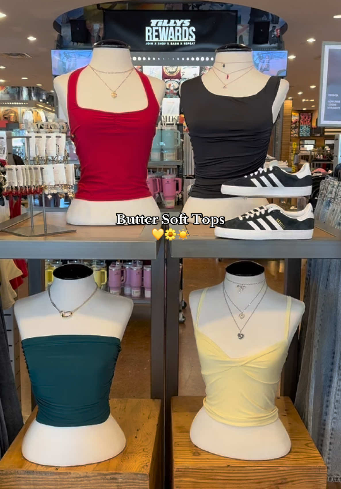 @Tillys