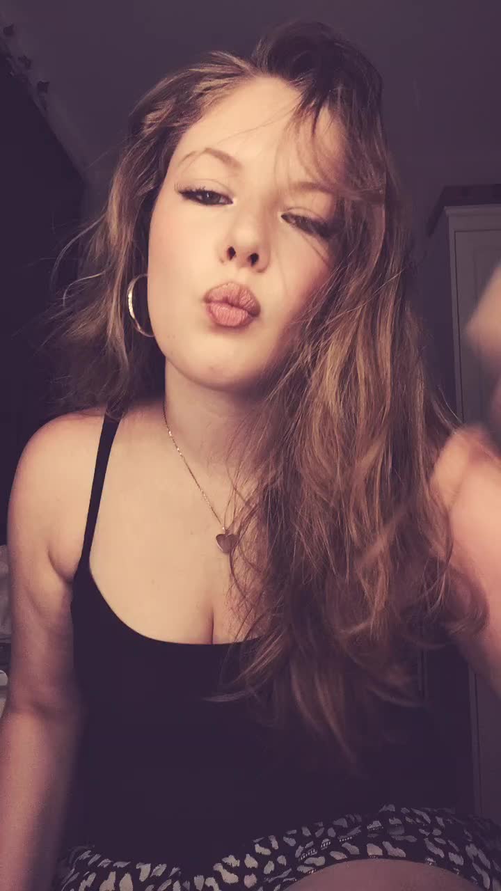 @justroos071