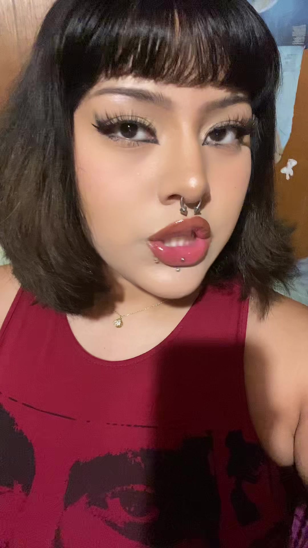 @Elena:’-{