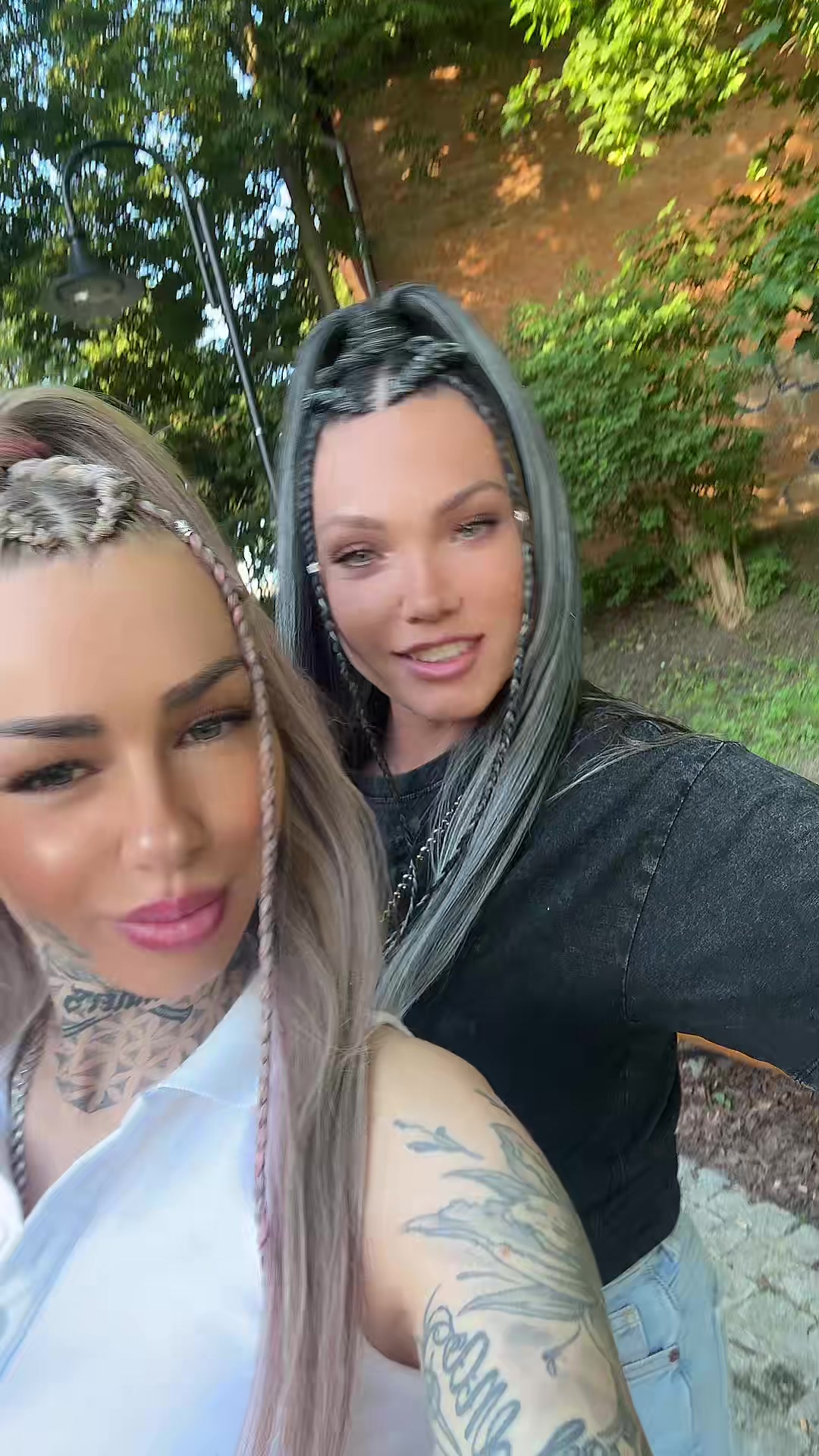 @karrola_official