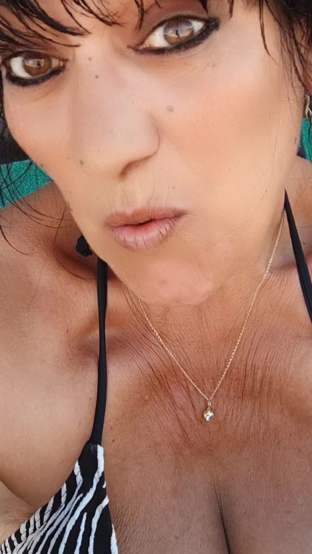 @Mari
