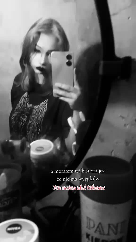 @Świat Zamknięty, Rany Otwarte
