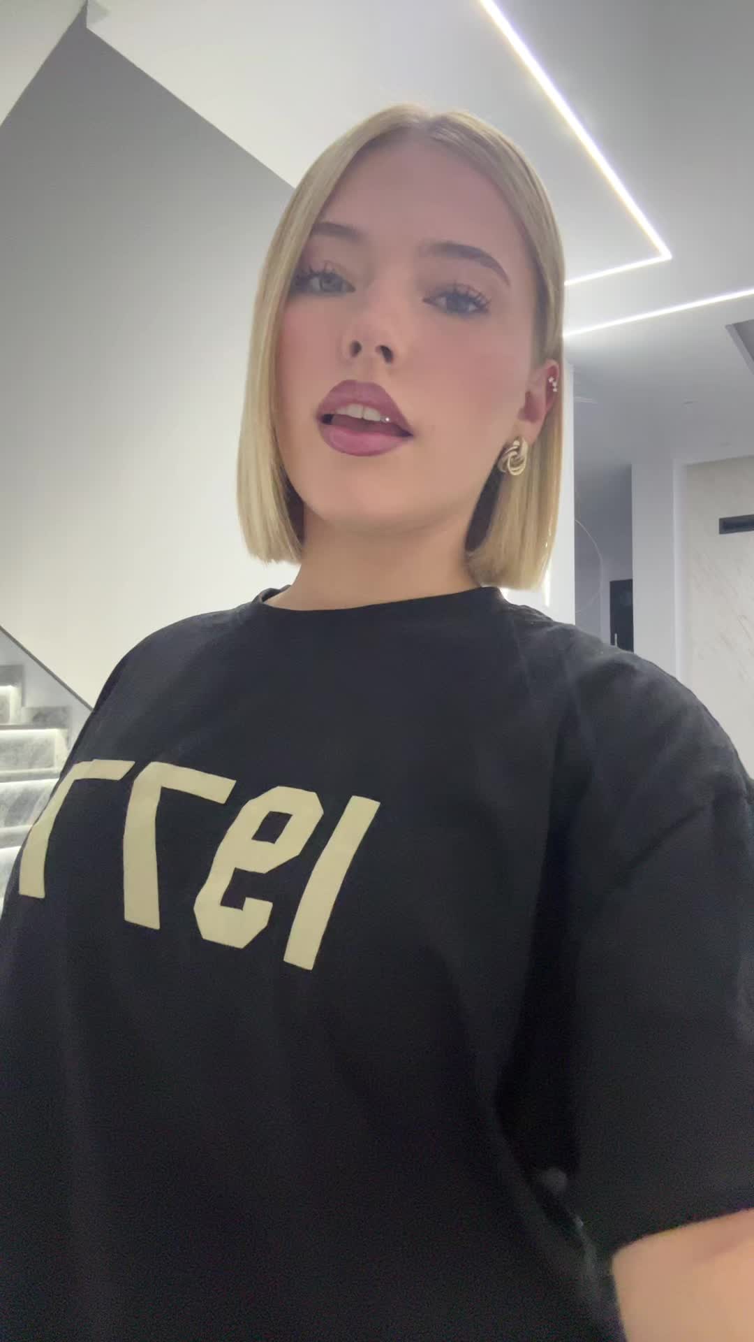 @𝓛𝓸𝓻𝓮𝓷𝓪