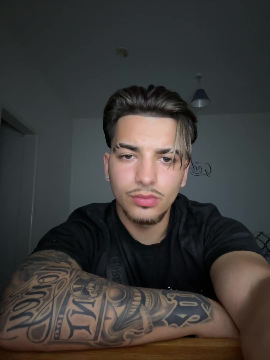 @EK.PR1V🇦🇱