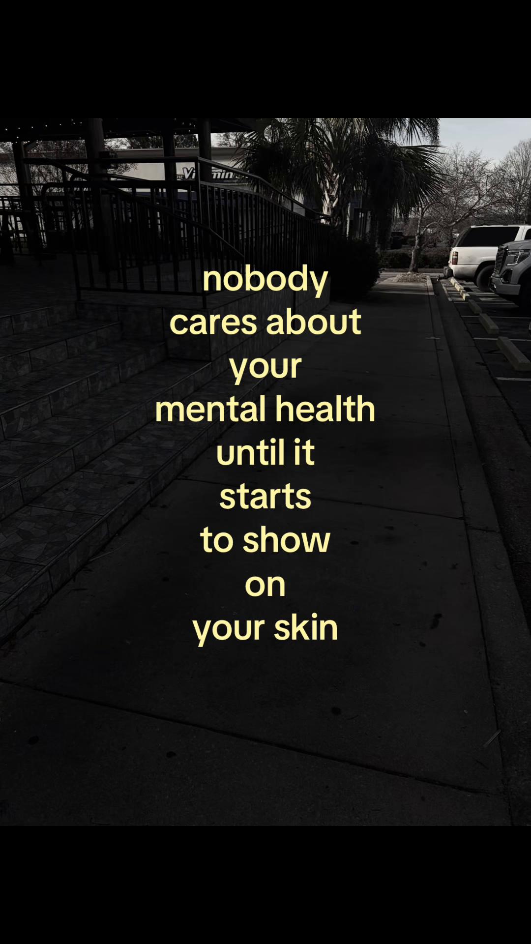 @…