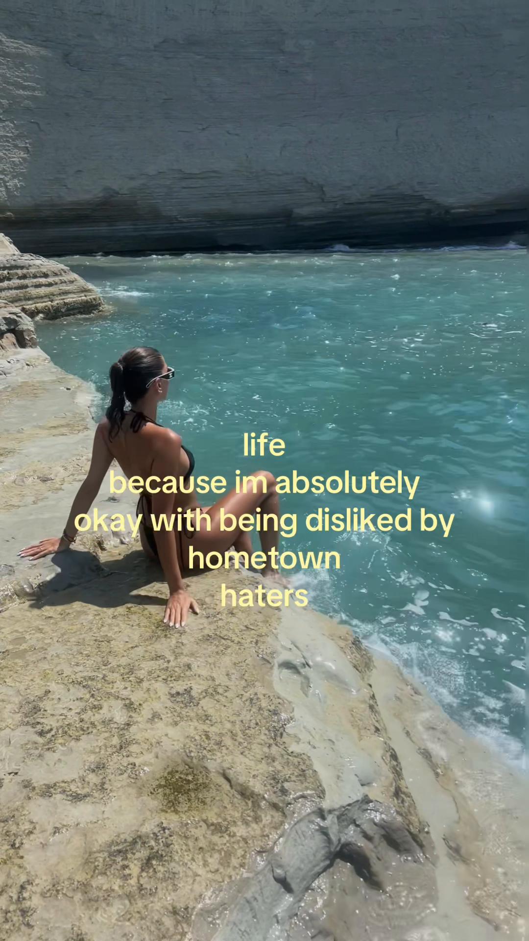 @alinaranacher