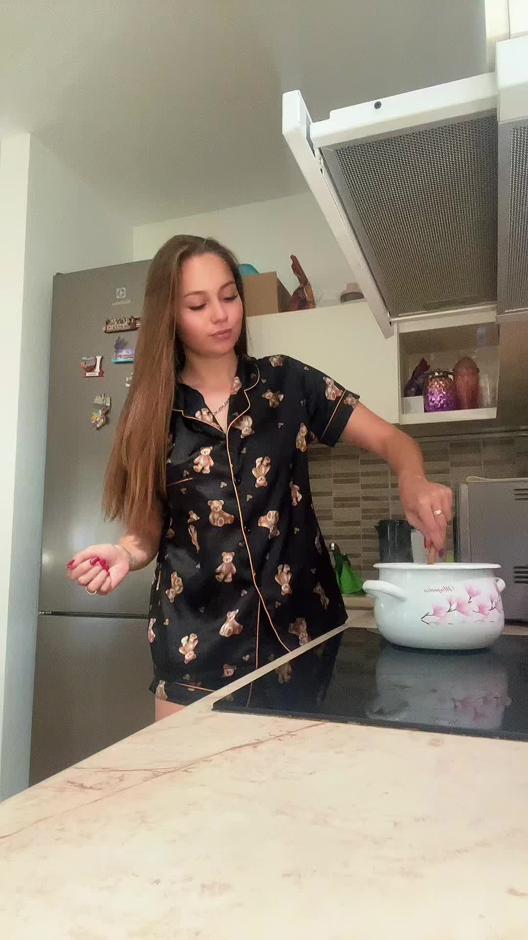 @☀️𝓔𝓵𝓮𝓷𝓪 ☀️