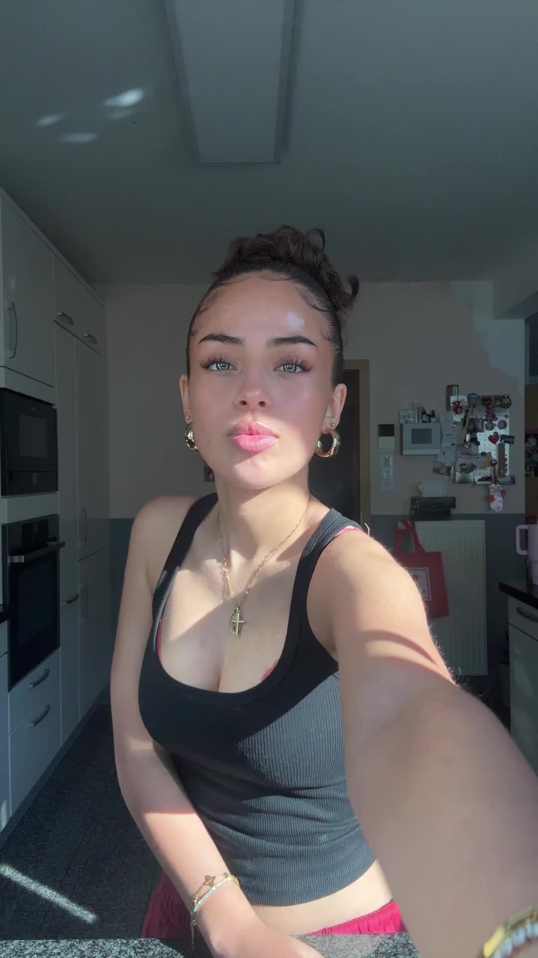 @_luana_ktz