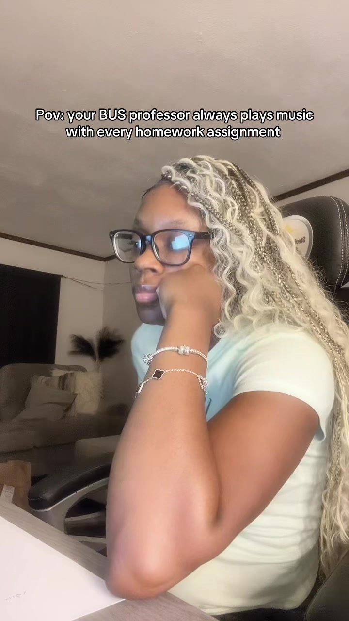 @RoyalllllD♍️🥰💒