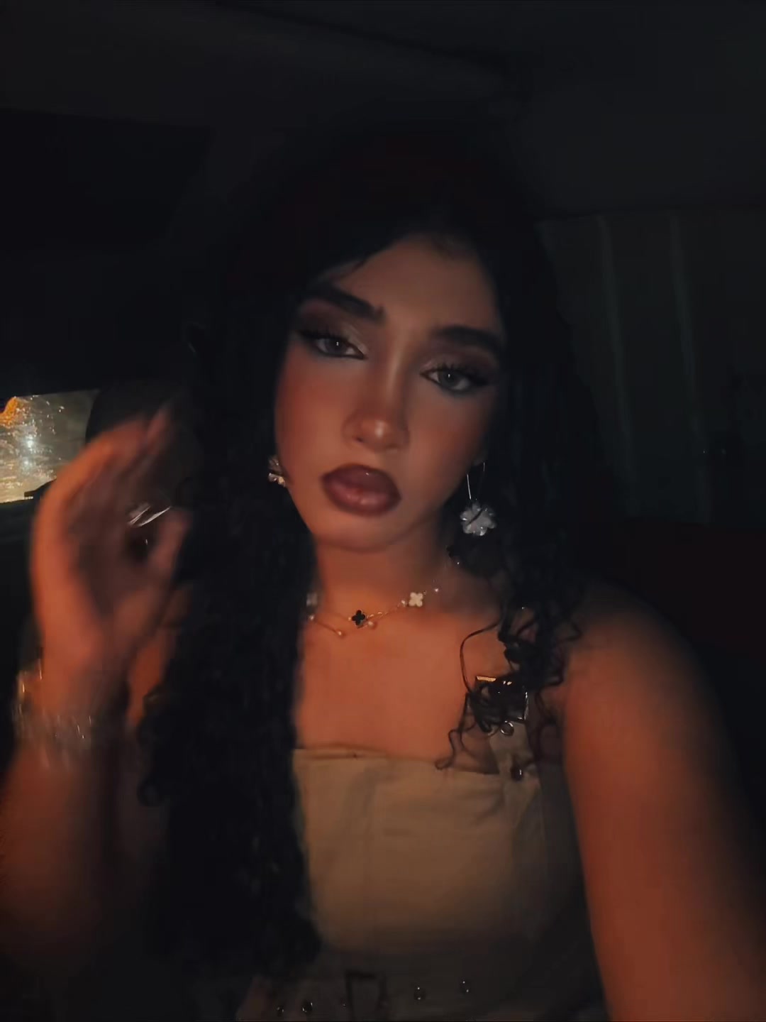 @AYLIIN
