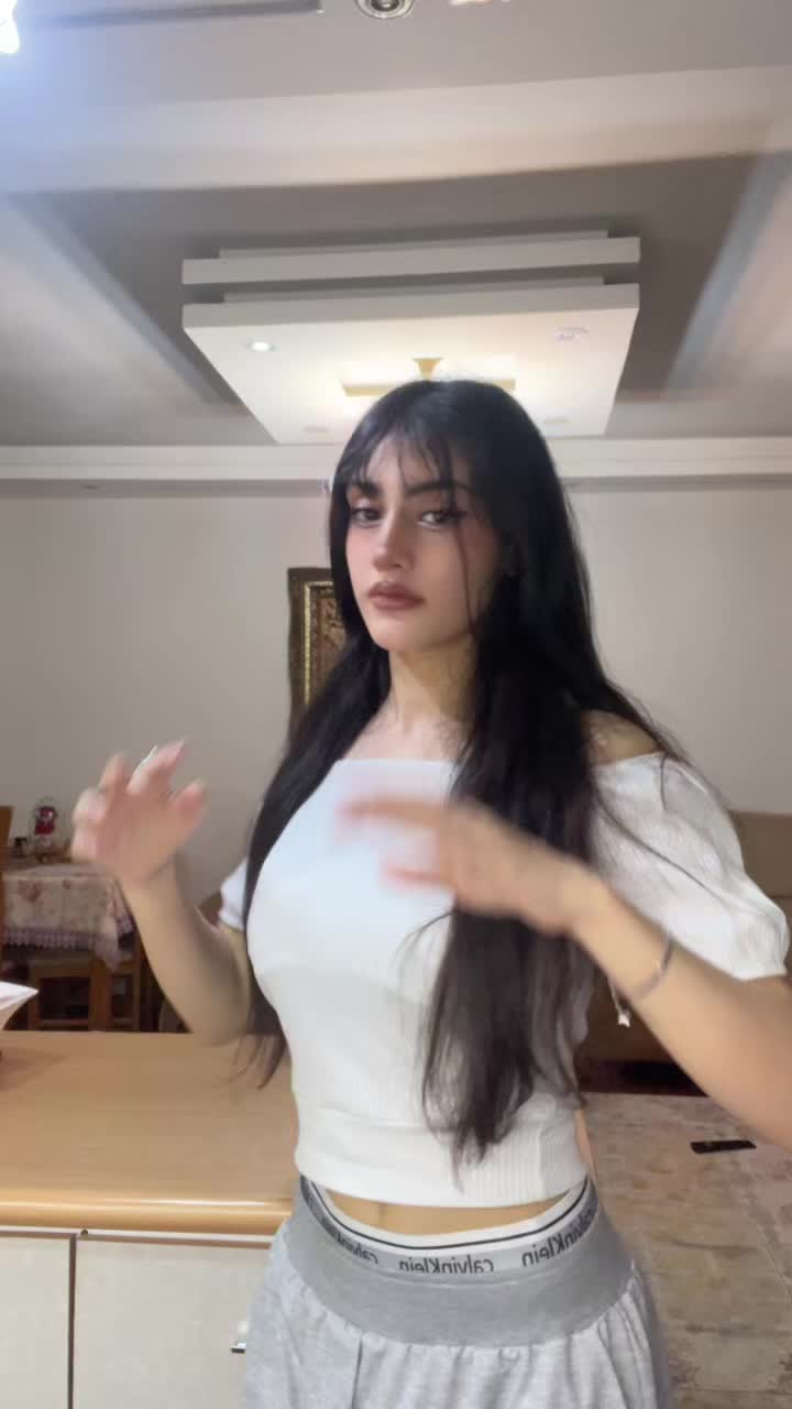 @Elina