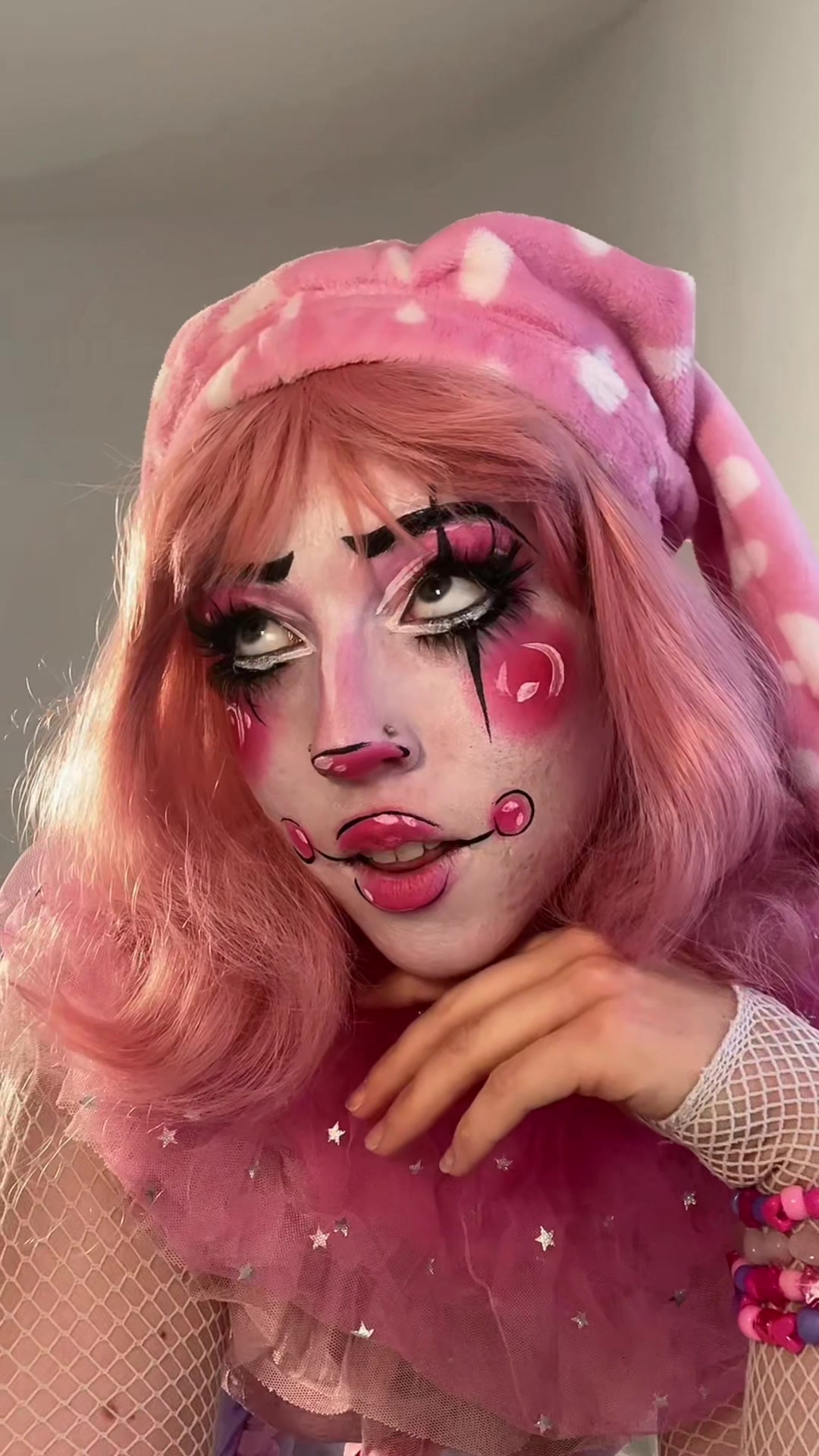 @painted eyelidss