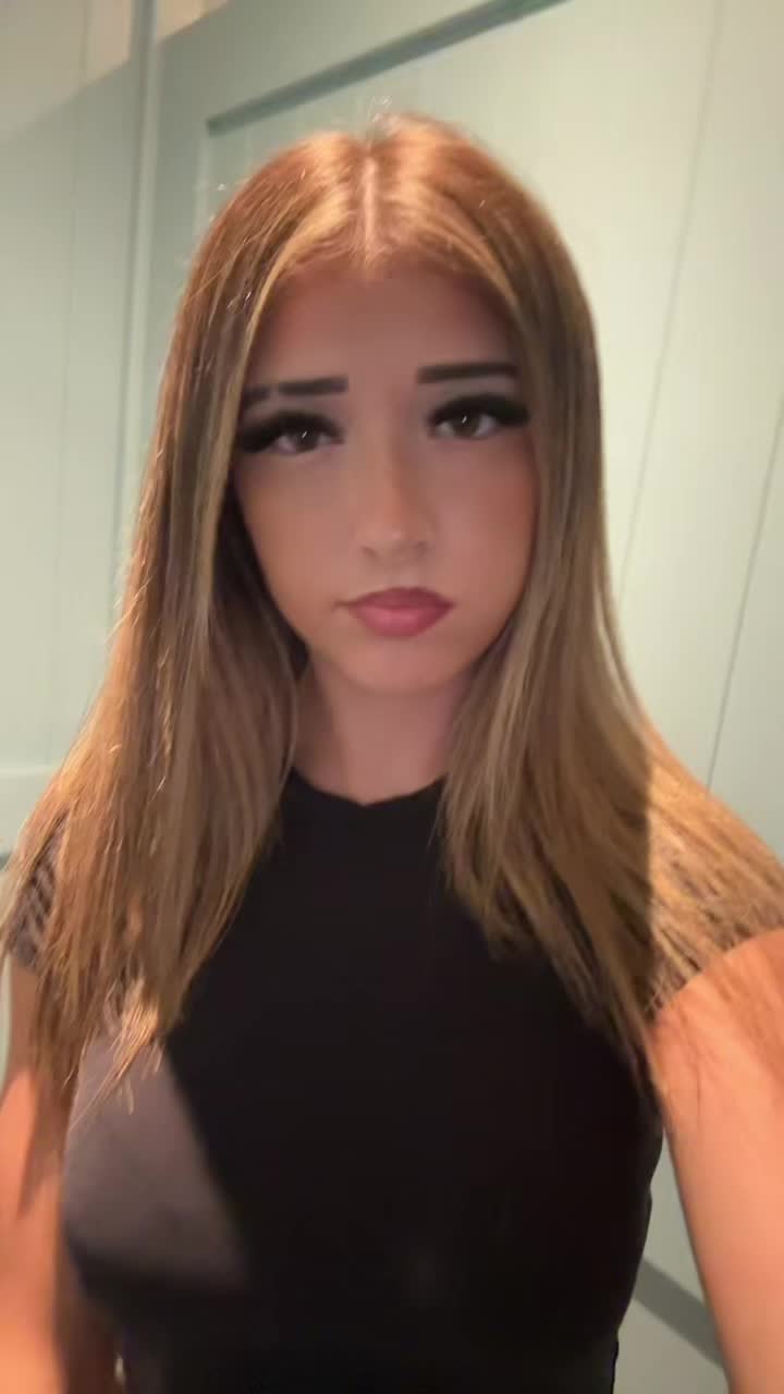 @🦄