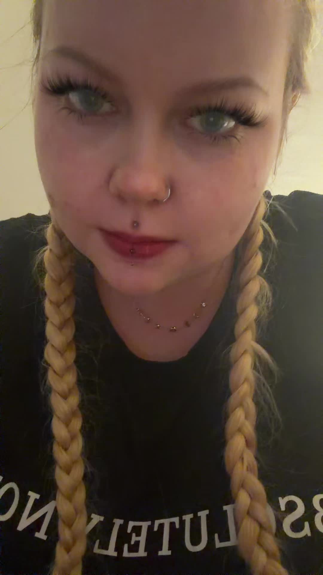 @whosthiseef