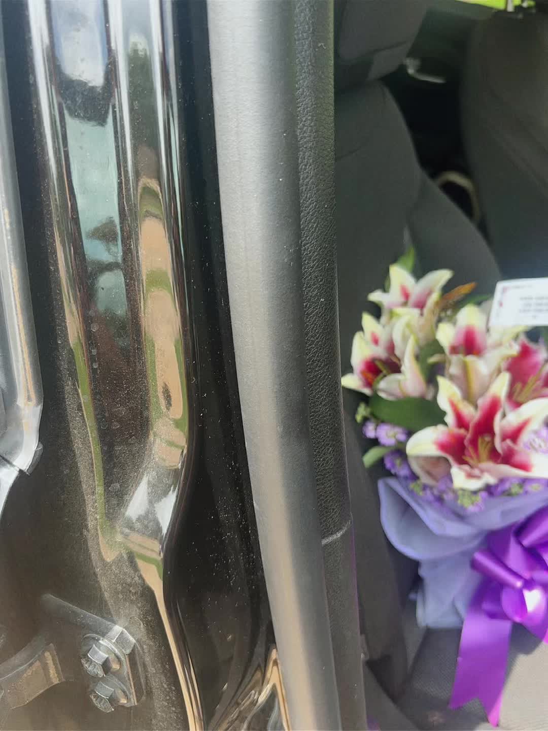 @floriebouquets