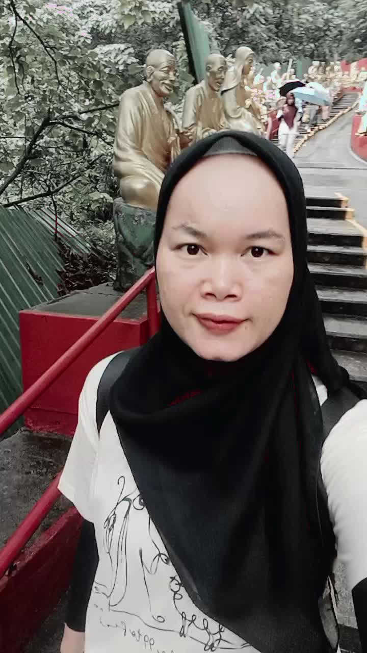 @Shakira putry