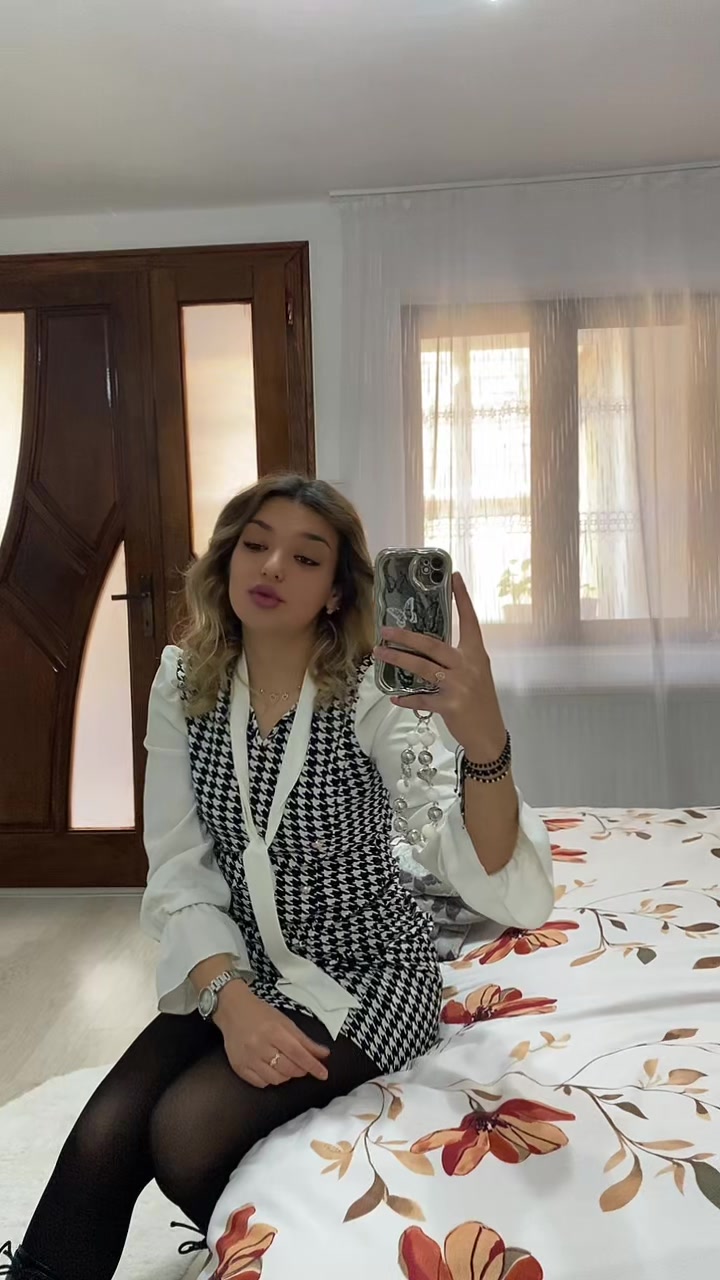 @👸🏼