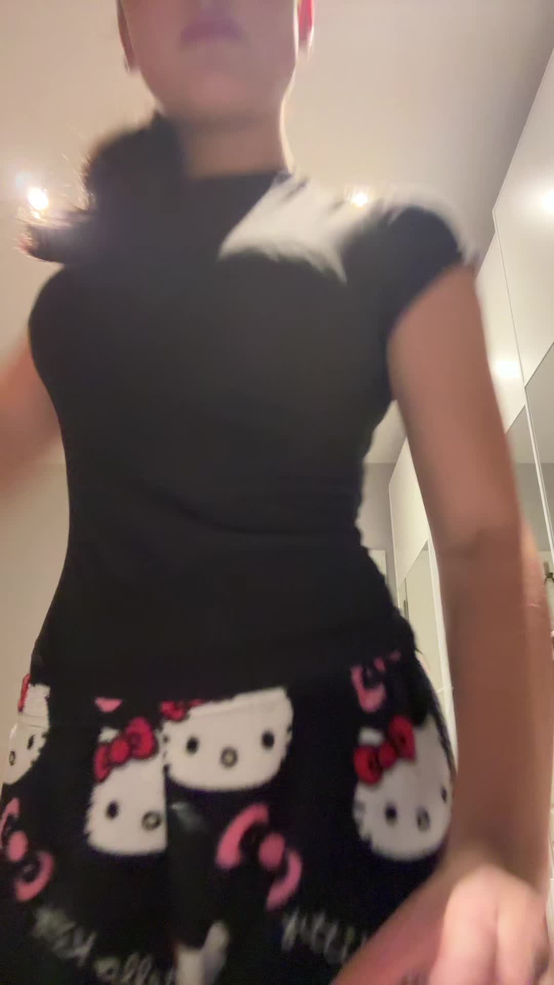 @totally_luana