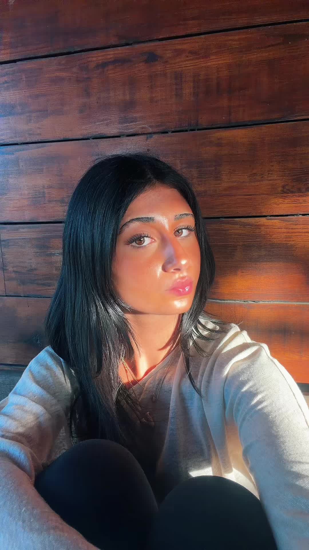 @v