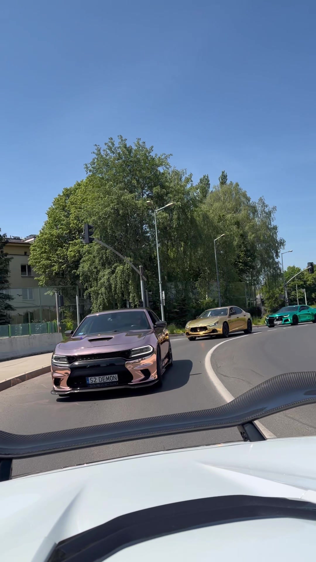 @Golden Cars