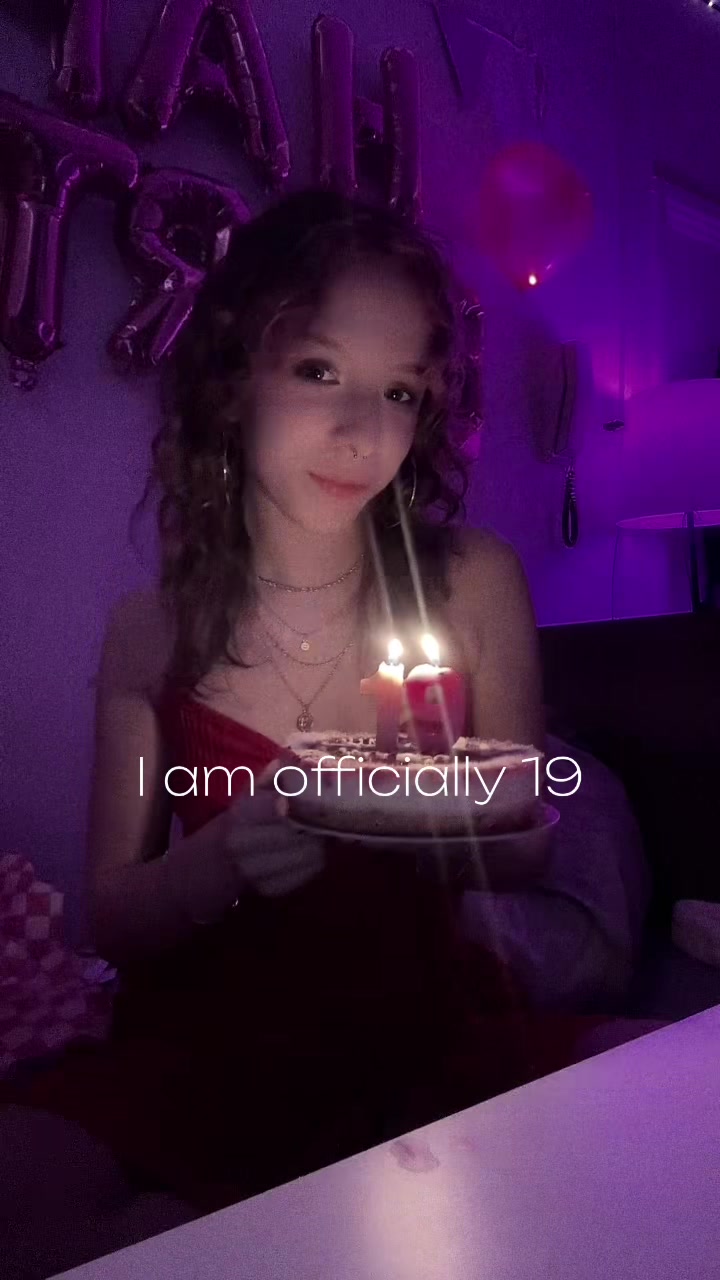 @✩☆𝐚𝐲𝐝𝐞𝐧☆✩