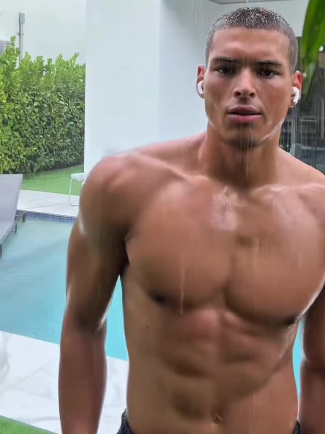 @WhiteSoldier6